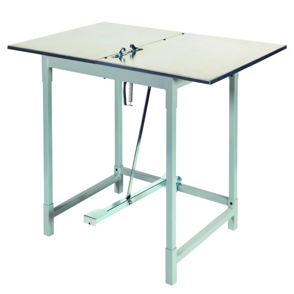 “No Hammer” Clamp Machine – High Volume Wreath Making <span class="red">(Stand Sold Separately)</span>